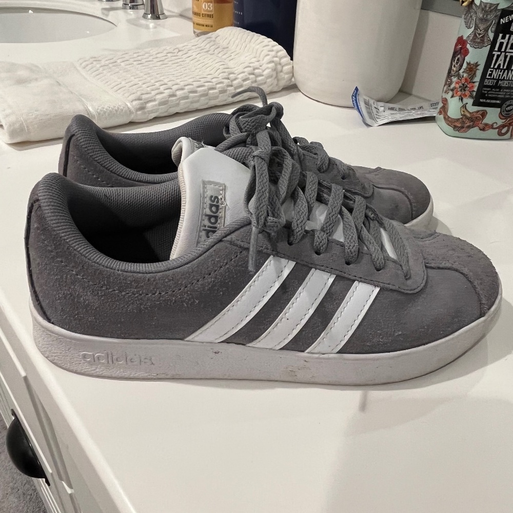 Kids adidas grey suede shoes